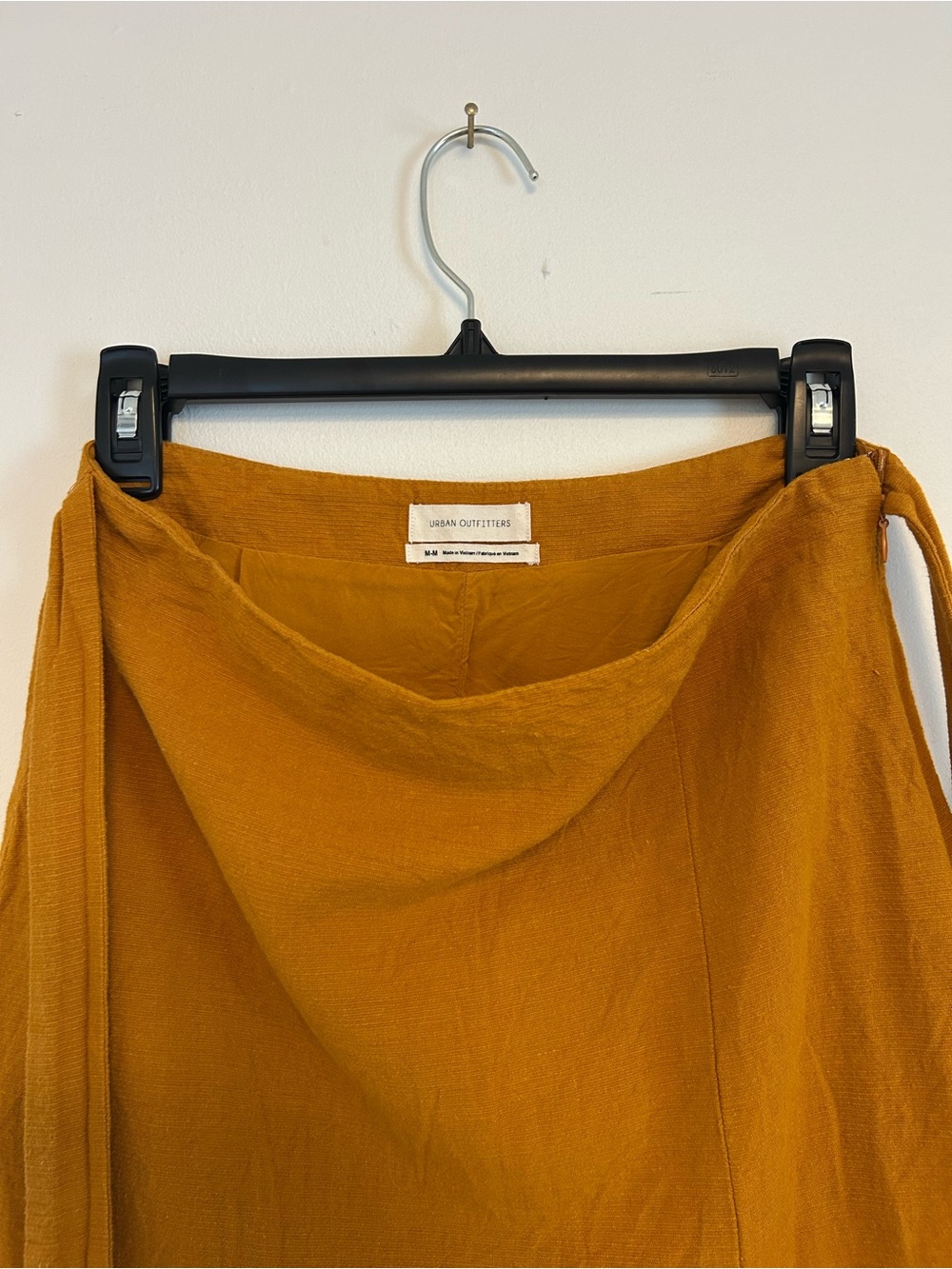 Urban Outfitters Ochre Tie-Waist Midi Skirt - Picture 3 of 6